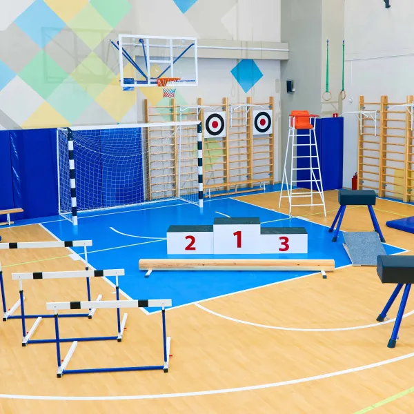 Щит баскетбольный игровой (монолитный поликарбонат) 1050х1800 мм ZAVODSPORTA за 47&nbsp;600 ₽ в Новокузнецке